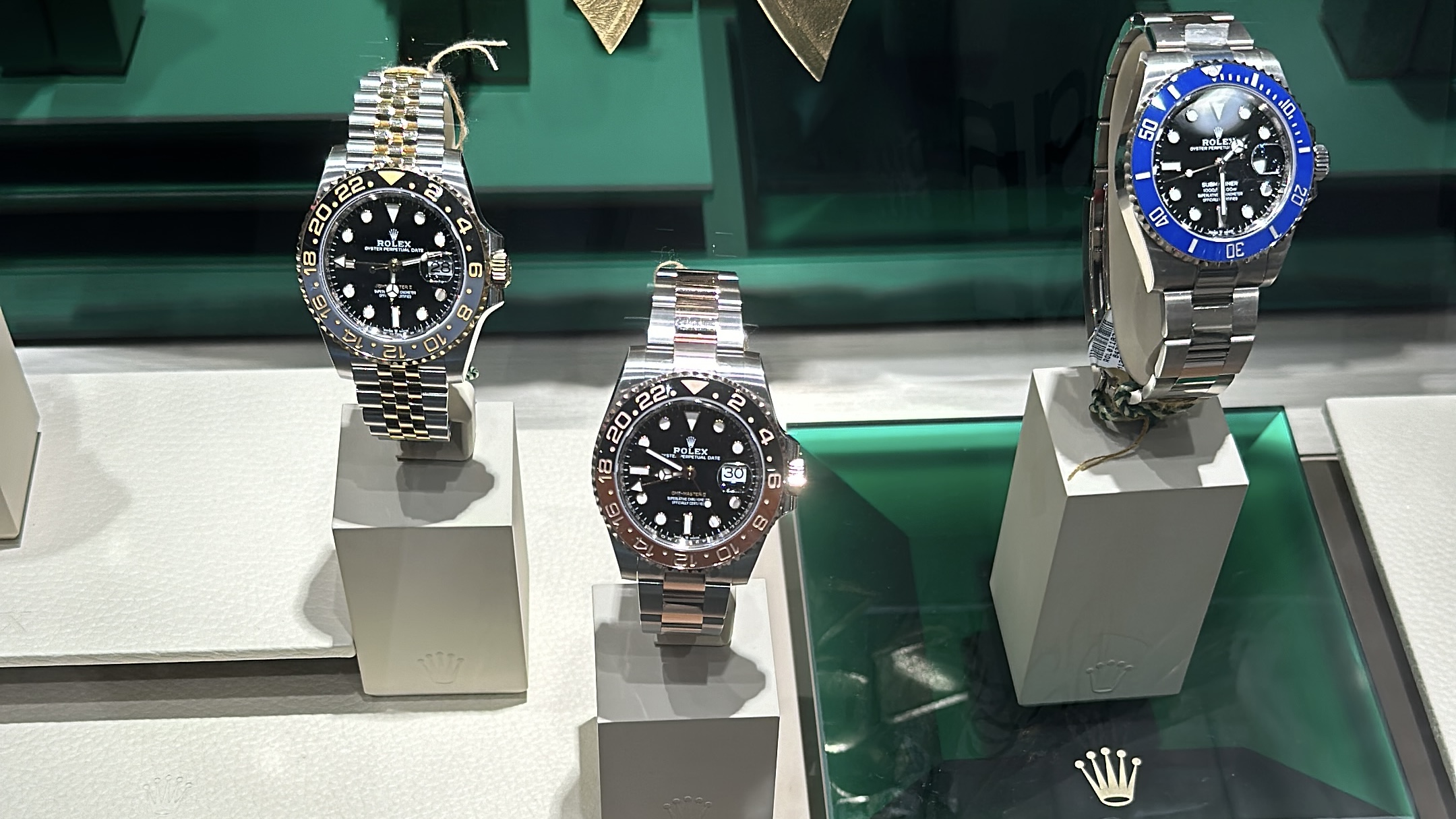 Rolex GMT Master II Zombie, Rolex GMT Master II Pepsie & Rolex Submariner Smurf in a Rolex shop window